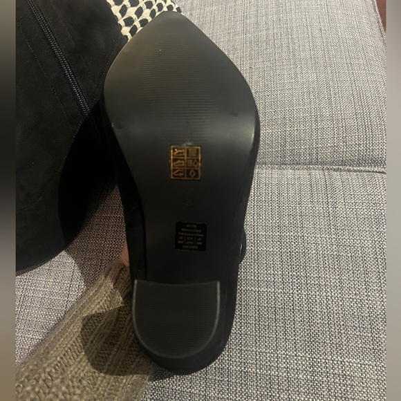 Brand New Addition Elle Black Heeled Boots (9WW) - Picture 2 of 4